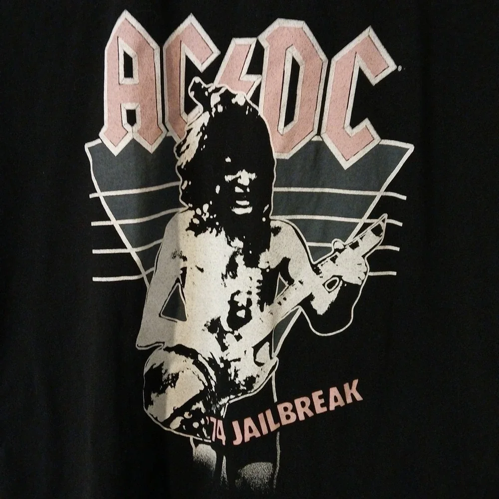 AC/DC :74 Jailbreak Junior  Size Large Black With White‎ Trim